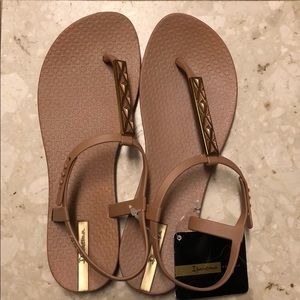 Ipanema sandal